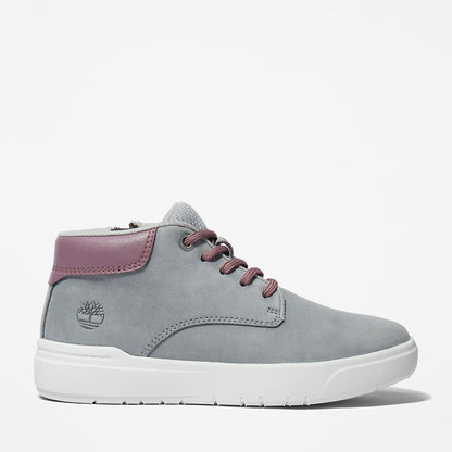 Kids Seneca Bay Chukka Boot for Junior in Grey - Timberland